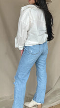 Load image into Gallery viewer, Jenny Light Denim Jeans
